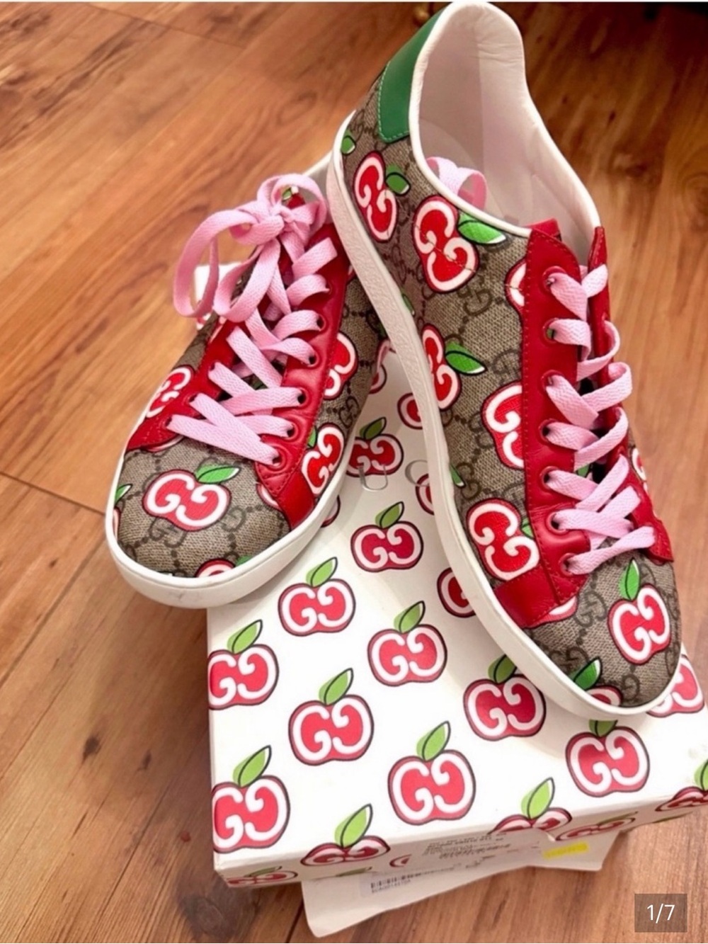 Authentic Gucci women’s Ace 'Chinese sneaker size 39 like new